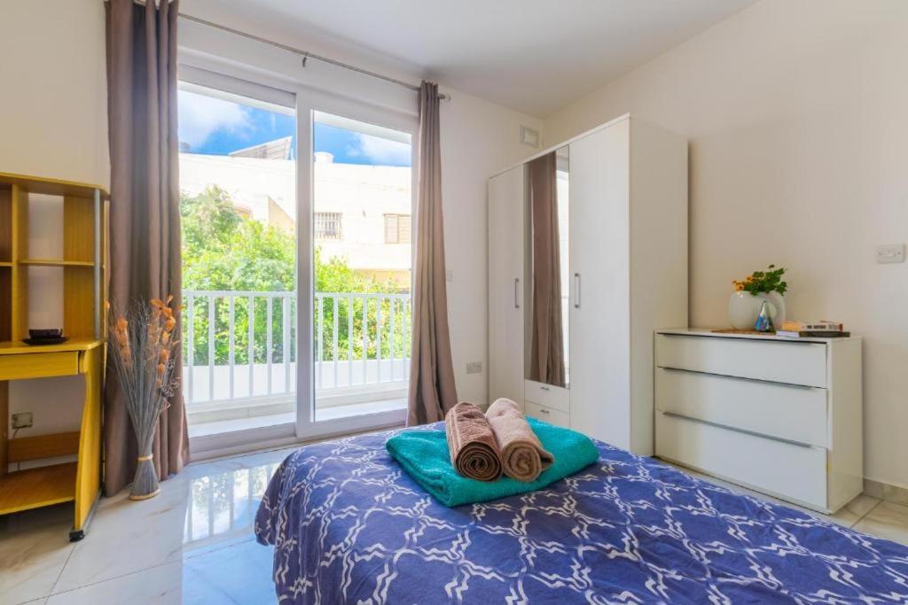 Lägenhet New Spacious 3bdr 2 Bth Bugibba