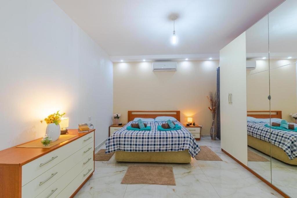 New Spacious 3bdr 2 Bth Bugibba
